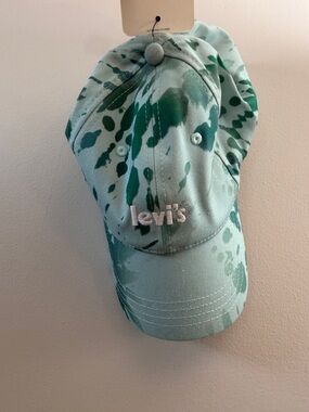 NWT Levi’s Adjustable Baseball Cap